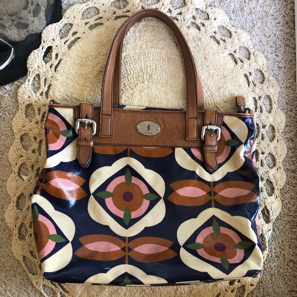 *** Fossil *** Key - Per Geometric Floral Tote - image 1